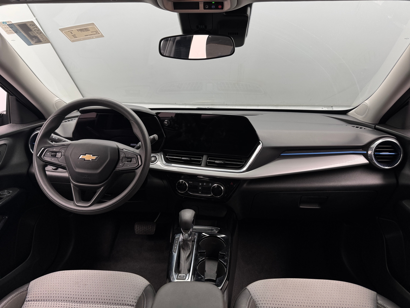 Thumbnail: 2025 Chevrolet Trax - 3