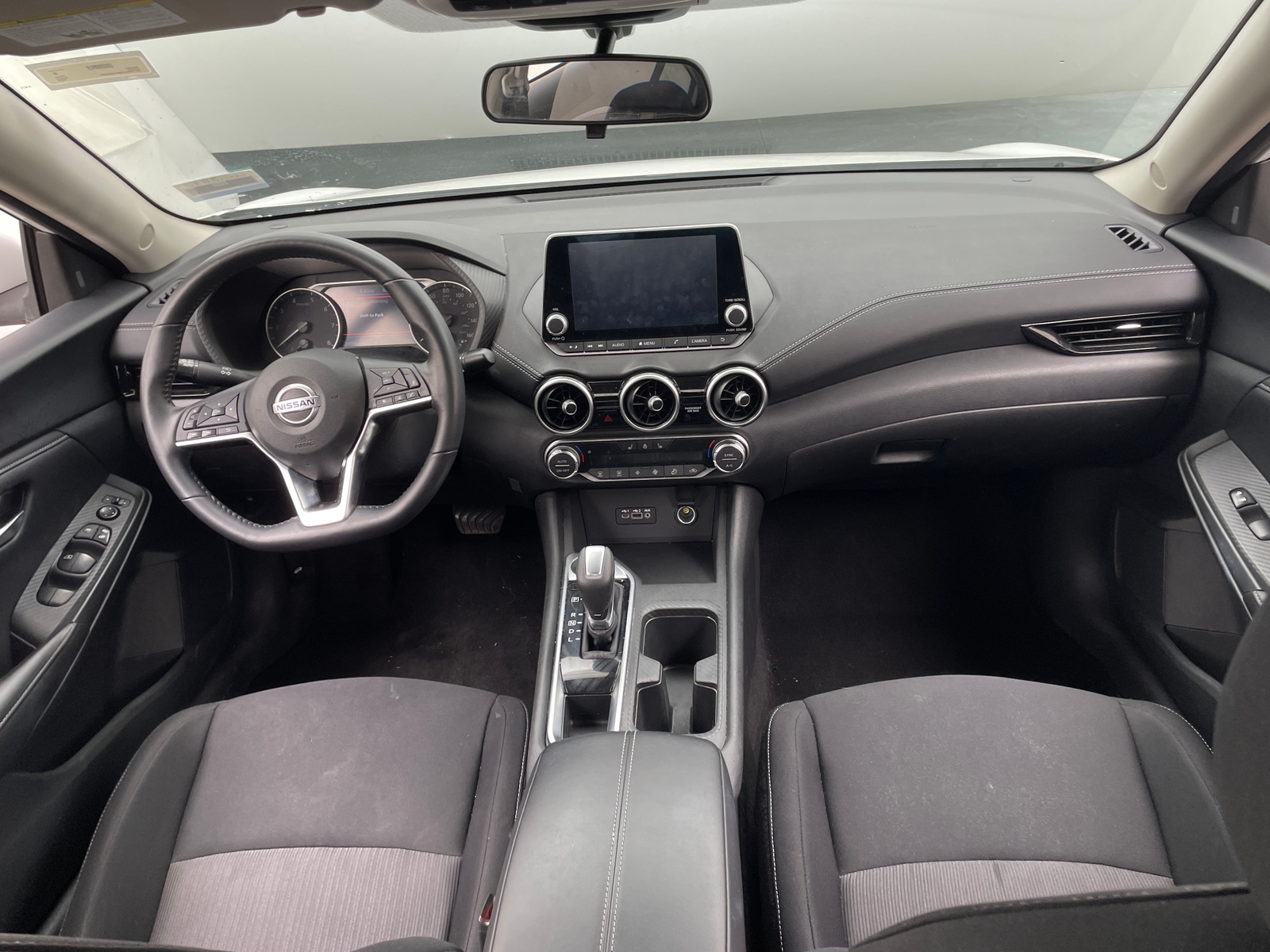 Thumbnail: 2023 Nissan Sentra - 3