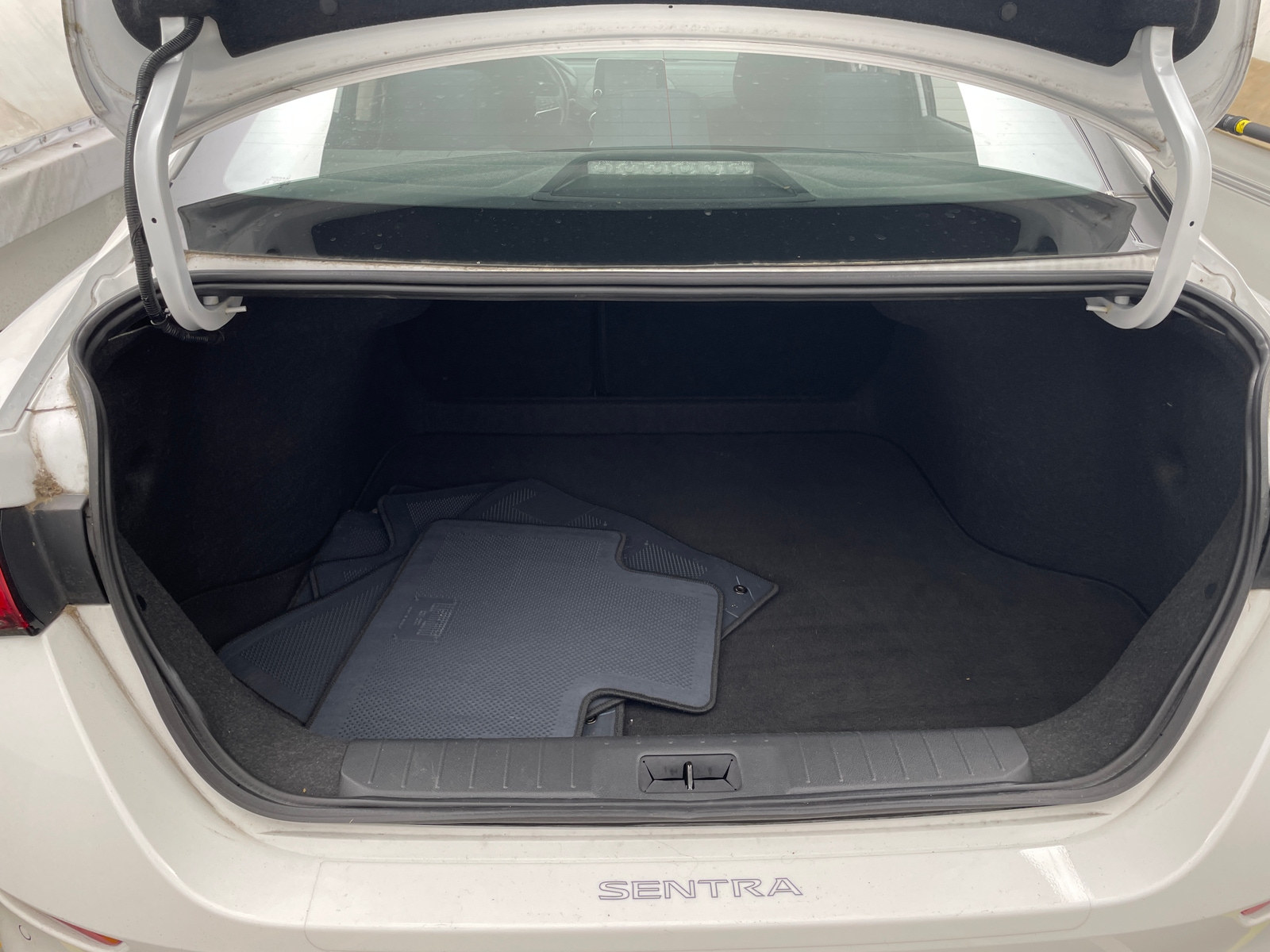 Thumbnail: 2023 Nissan Sentra - 7