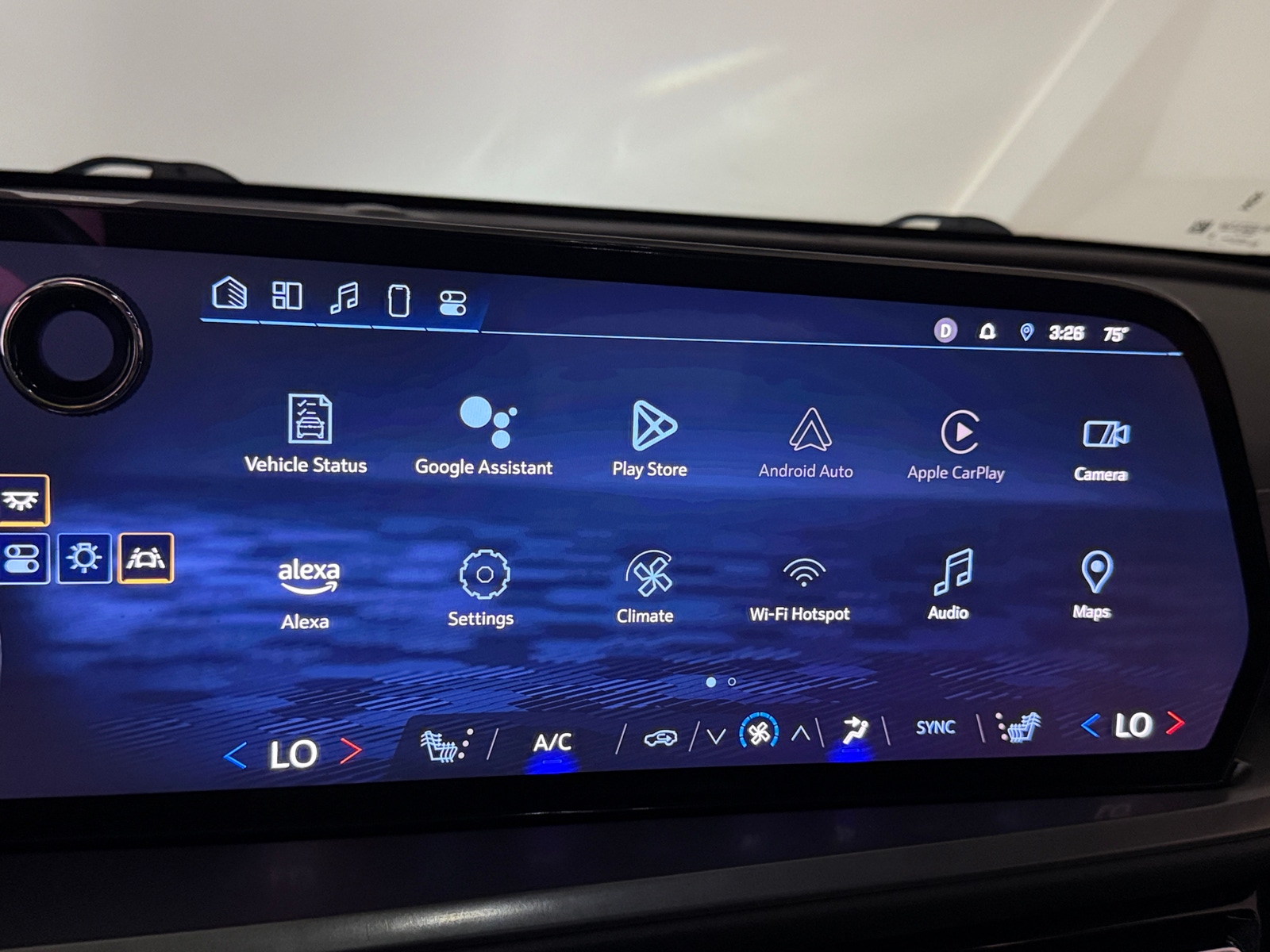 Thumbnail: 2024 Chevrolet Traverse - 4