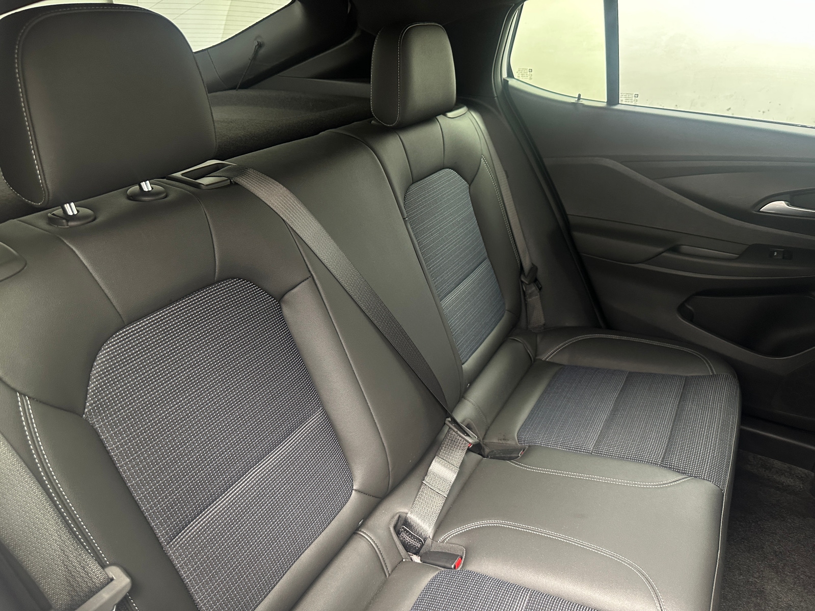 Thumbnail: 2025 Buick Envista - 5