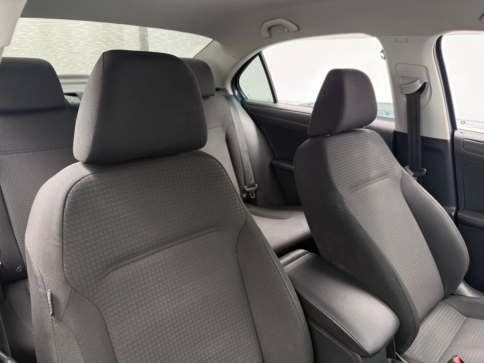 Thumbnail: 2016 Volkswagen Jetta - 2