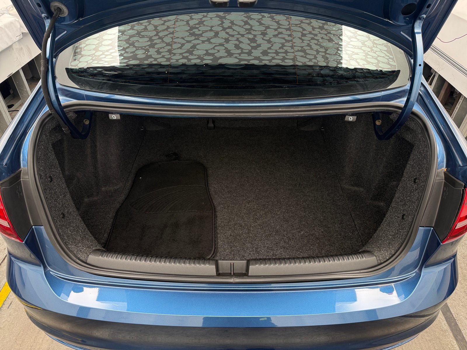 Thumbnail: 2016 Volkswagen Jetta - 7