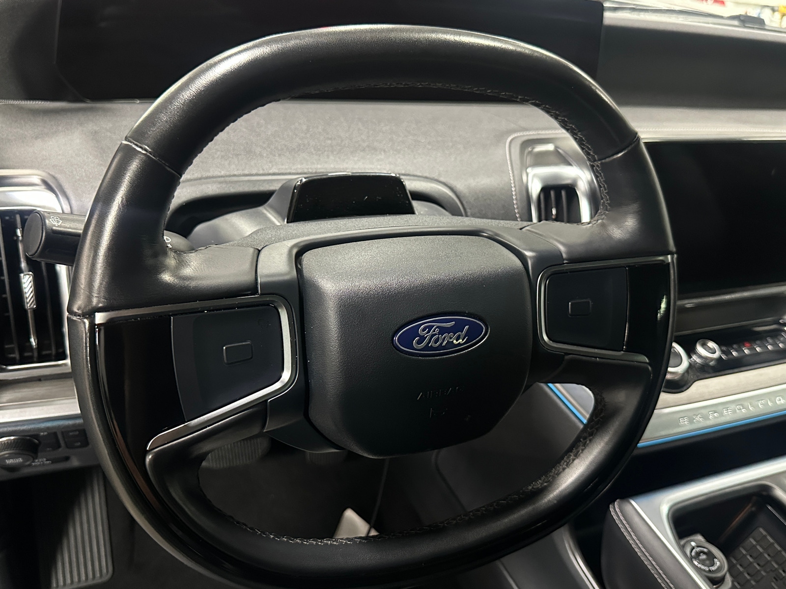 Thumbnail: 2025 Ford Expedition MAX - 4