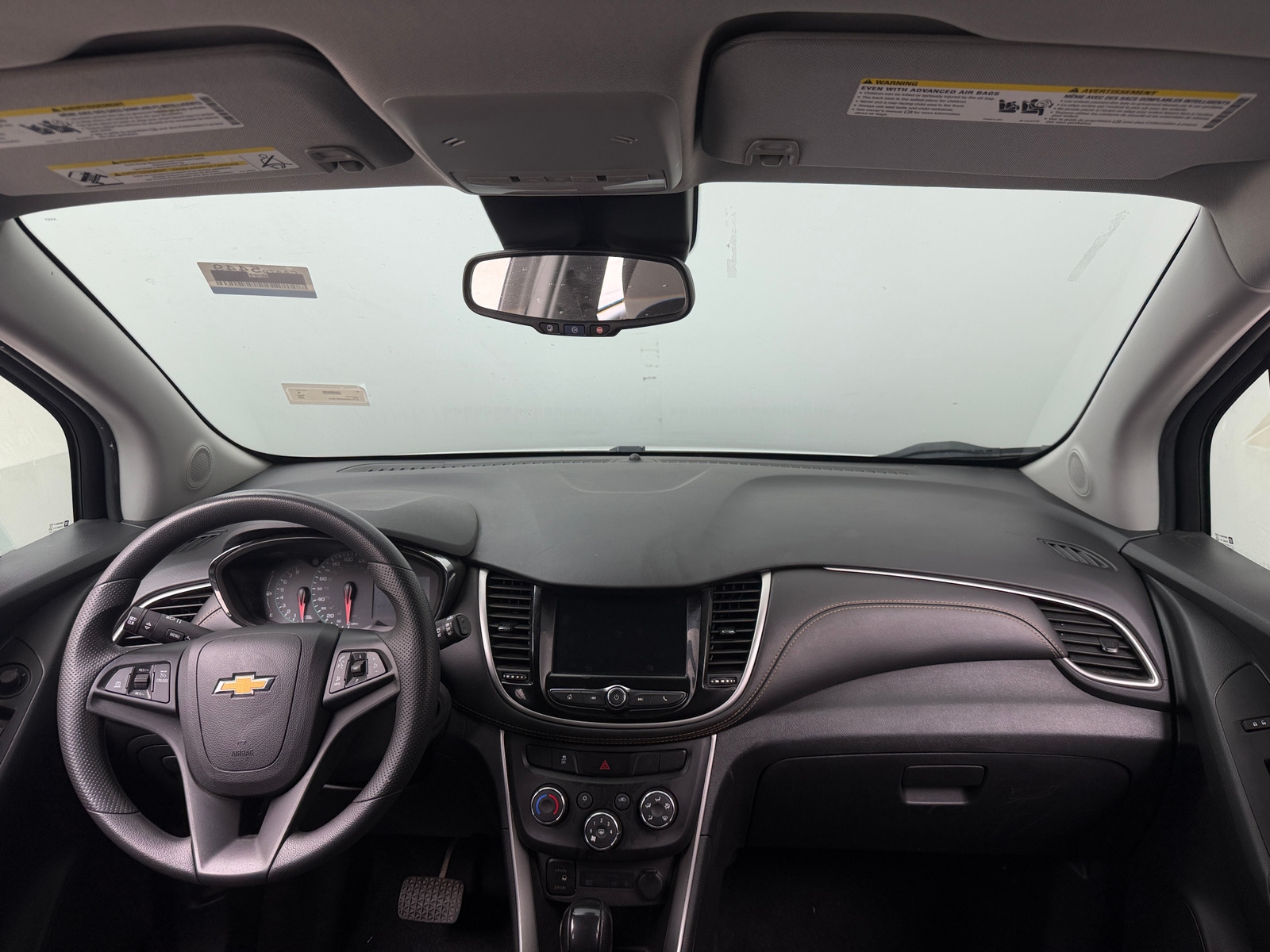 Thumbnail: 2022 Chevrolet Trax - 3