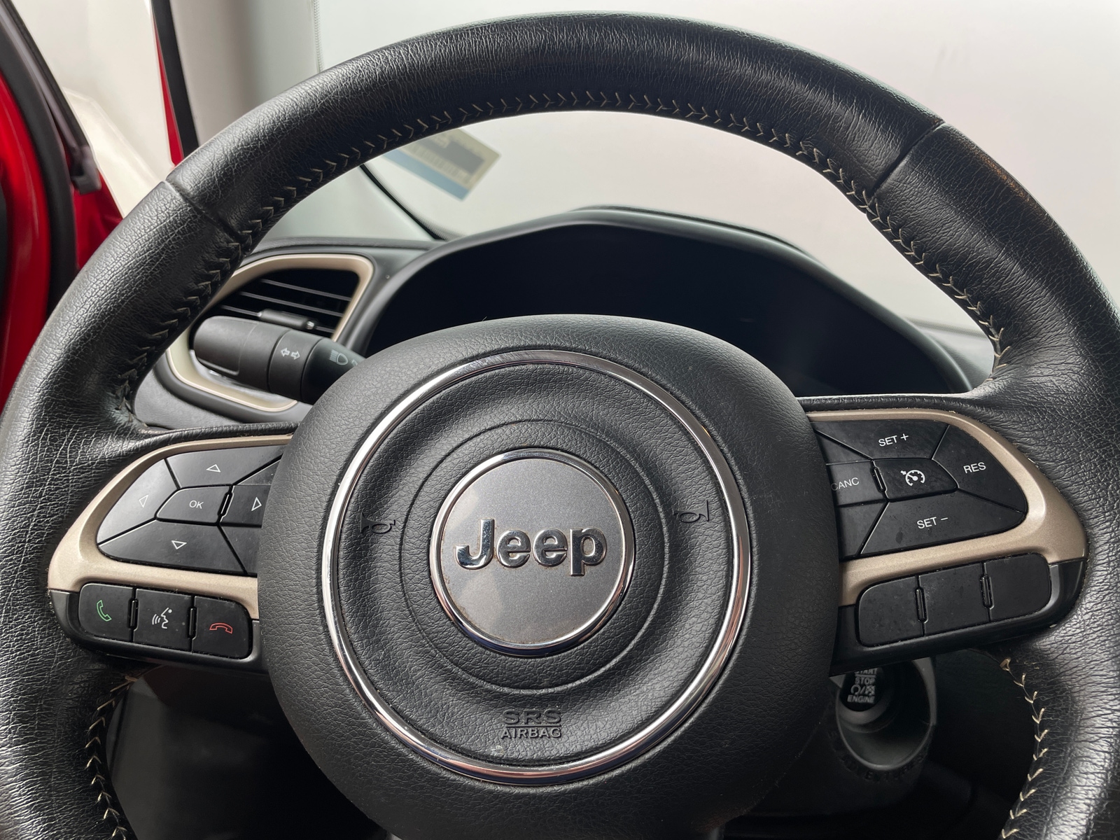 Thumbnail: 2015 Jeep Renegade - 4