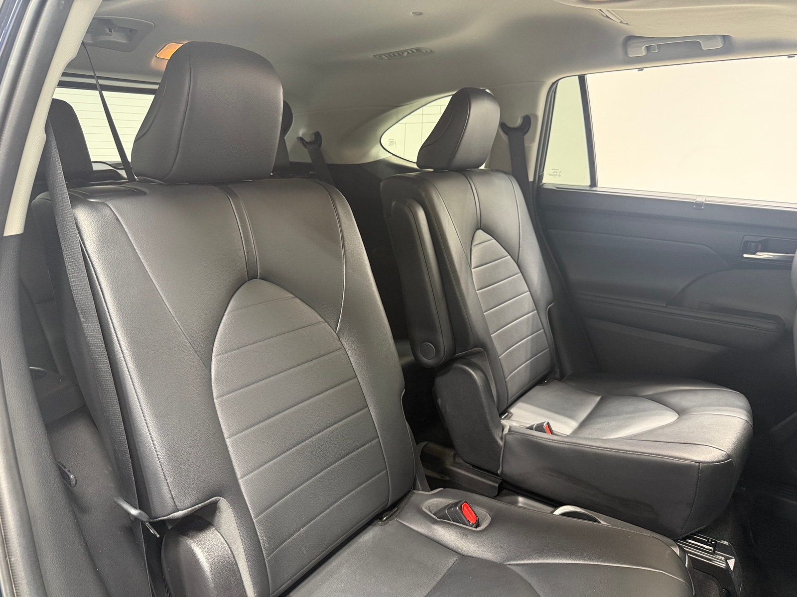 Thumbnail: 2020 Toyota Highlander - 5
