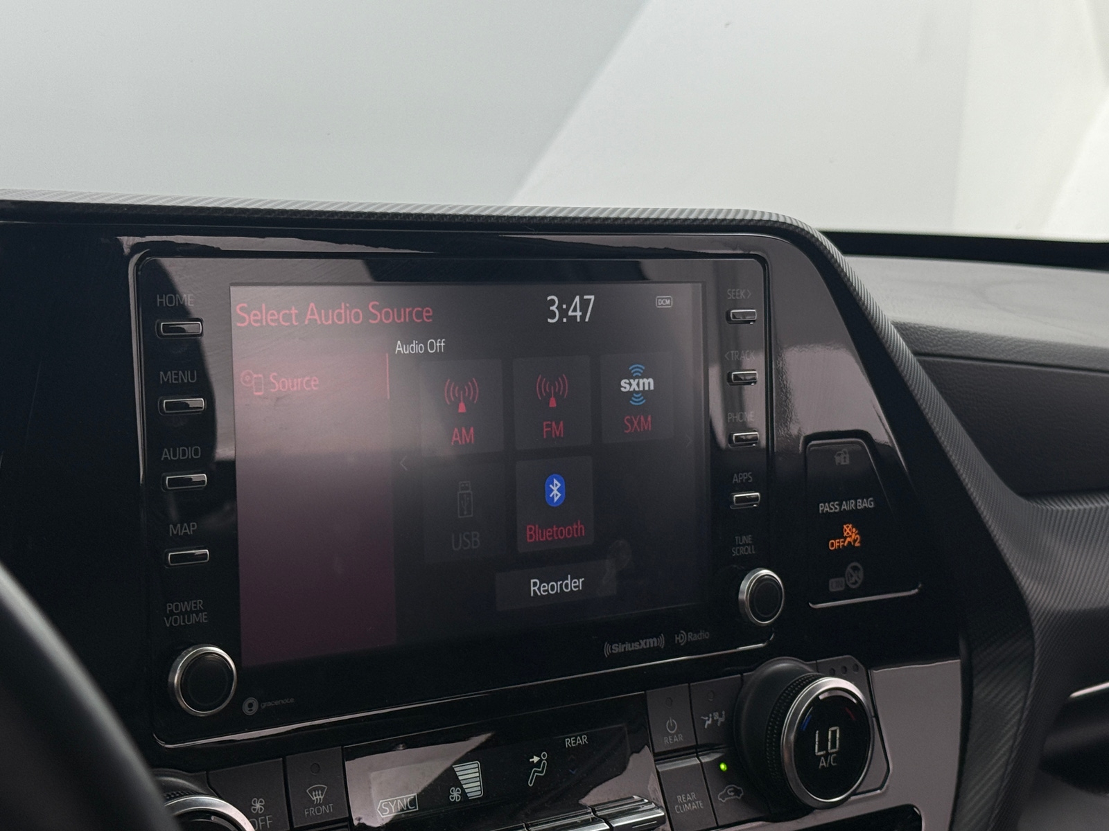 Thumbnail: 2022 Toyota Highlander - 3