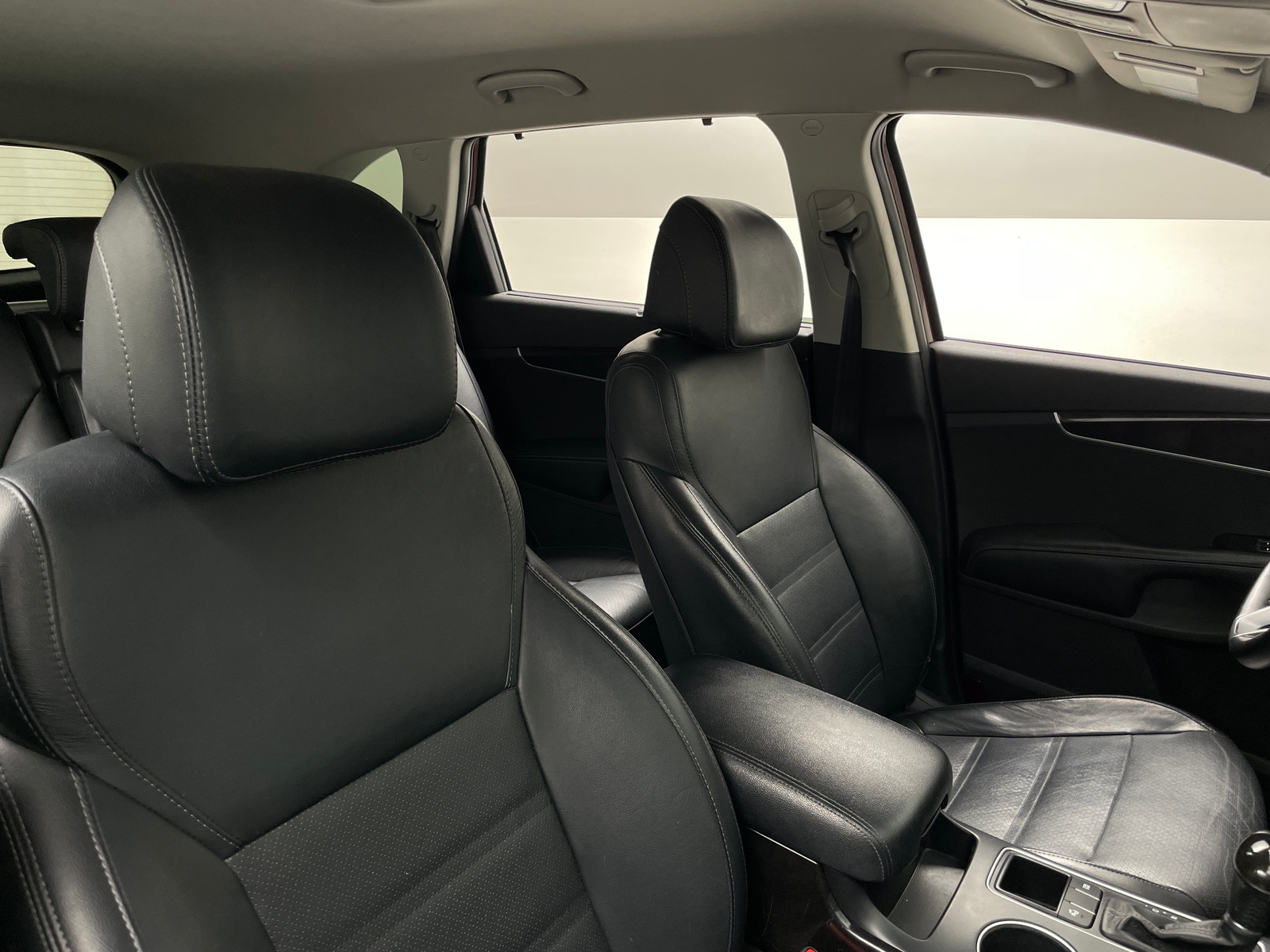 Thumbnail: 2017 Kia Sorento - 2