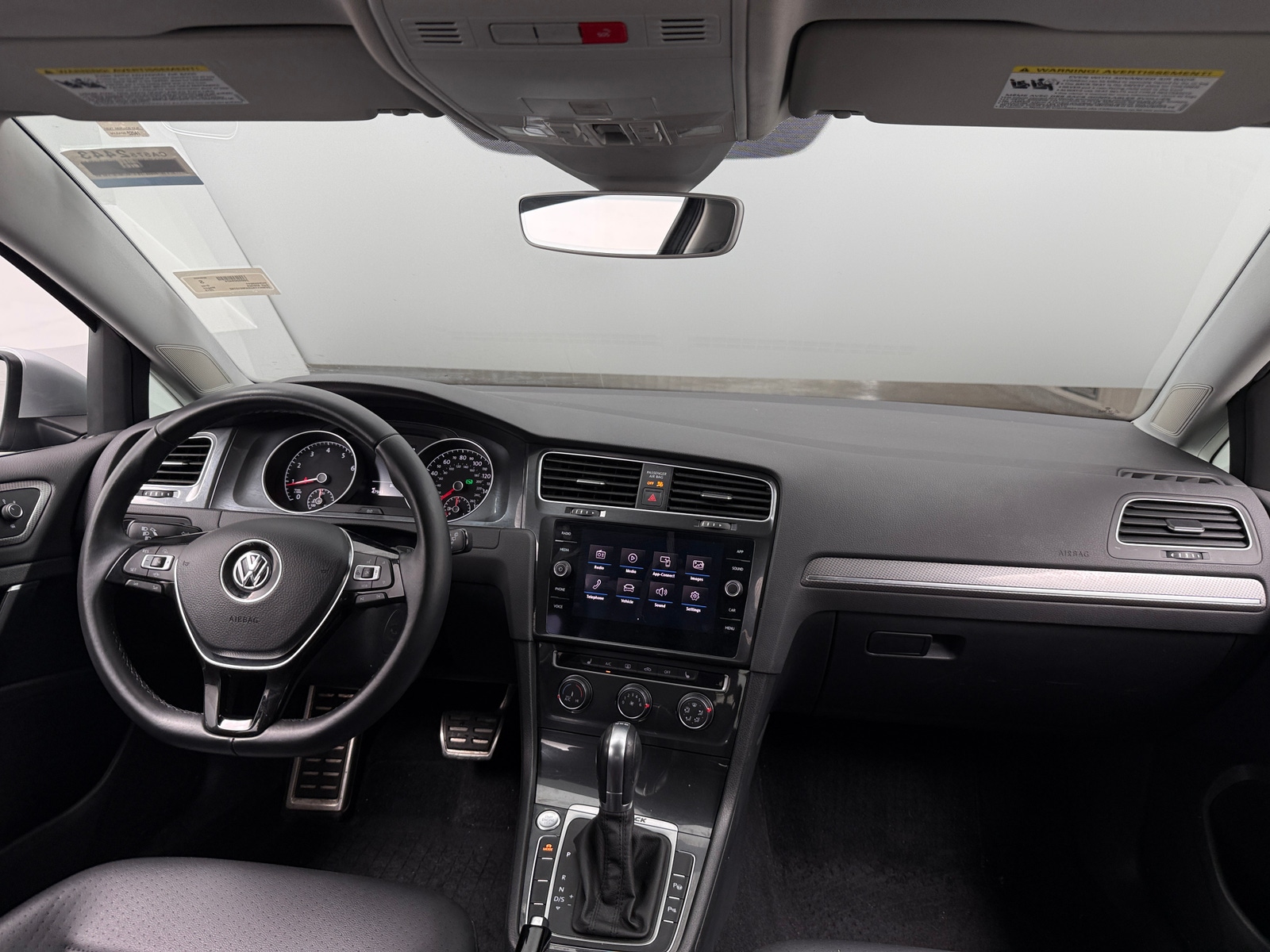 Thumbnail: 2019 Volkswagen Golf - 2