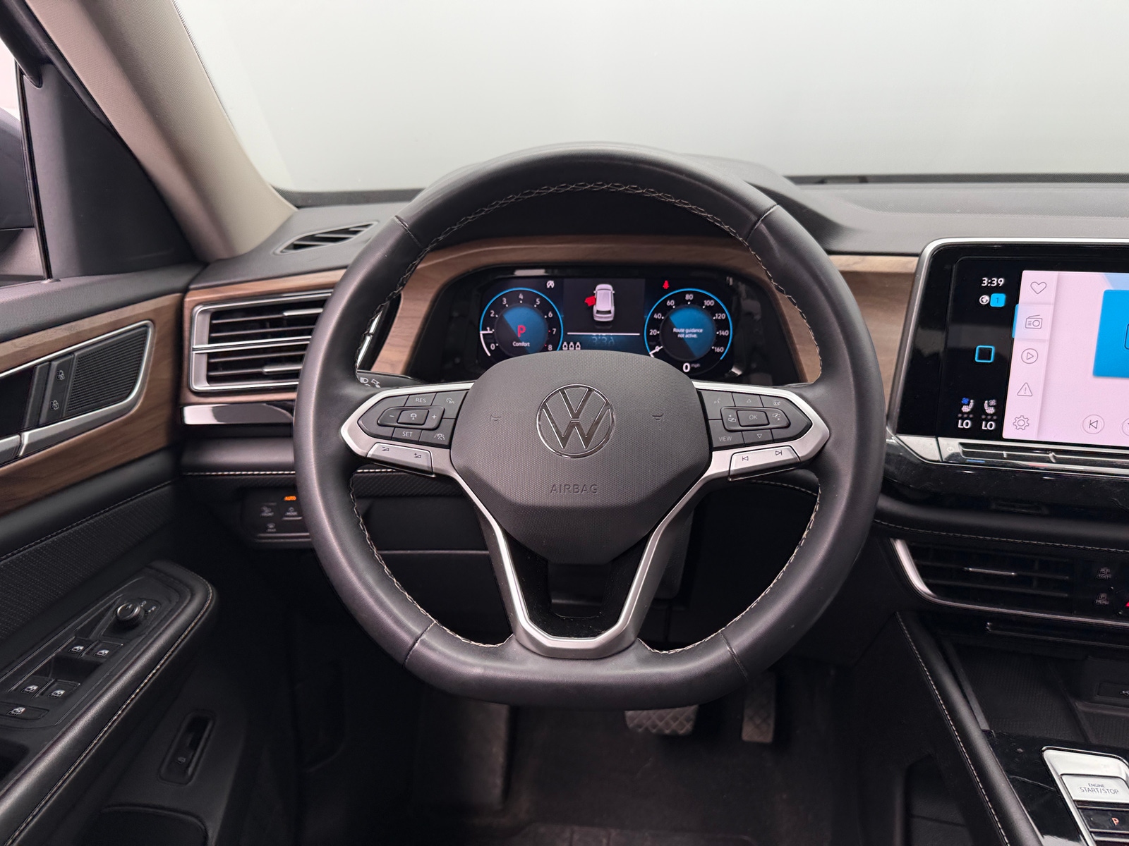 Thumbnail: 2024 Volkswagen Atlas - 4