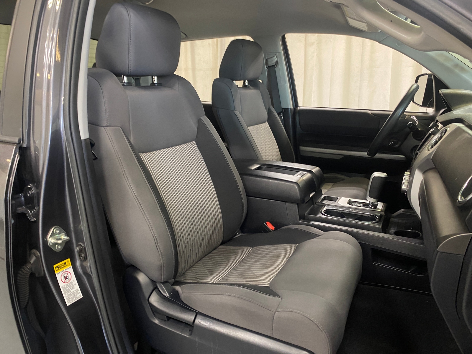 Thumbnail: 2016 Toyota Tundra - 2