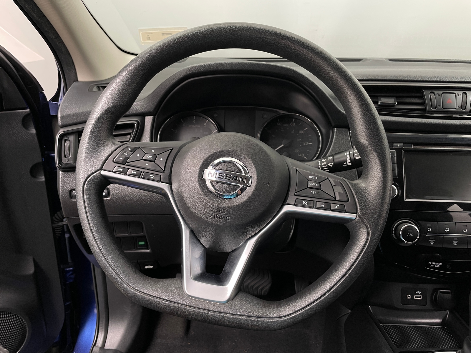 Thumbnail: 2019 Nissan Rogue Sport - 5