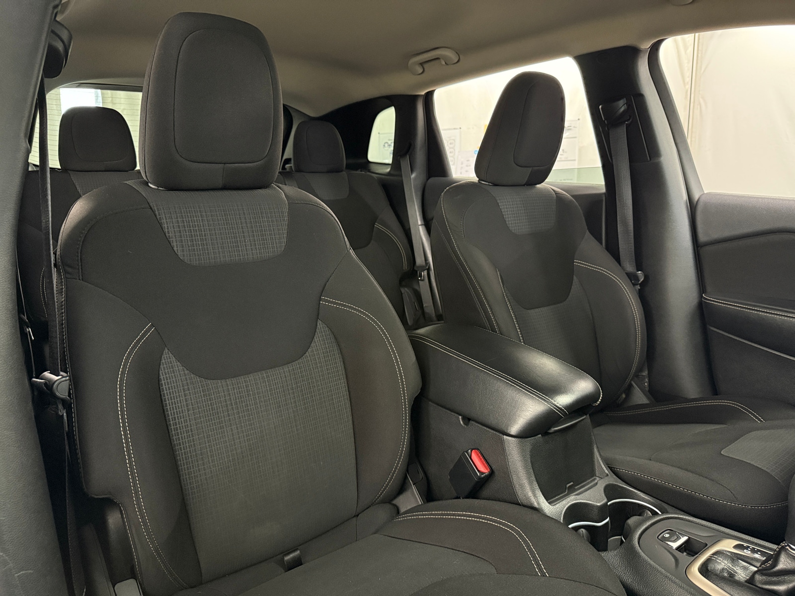 Thumbnail: 2015 Jeep Cherokee - 2