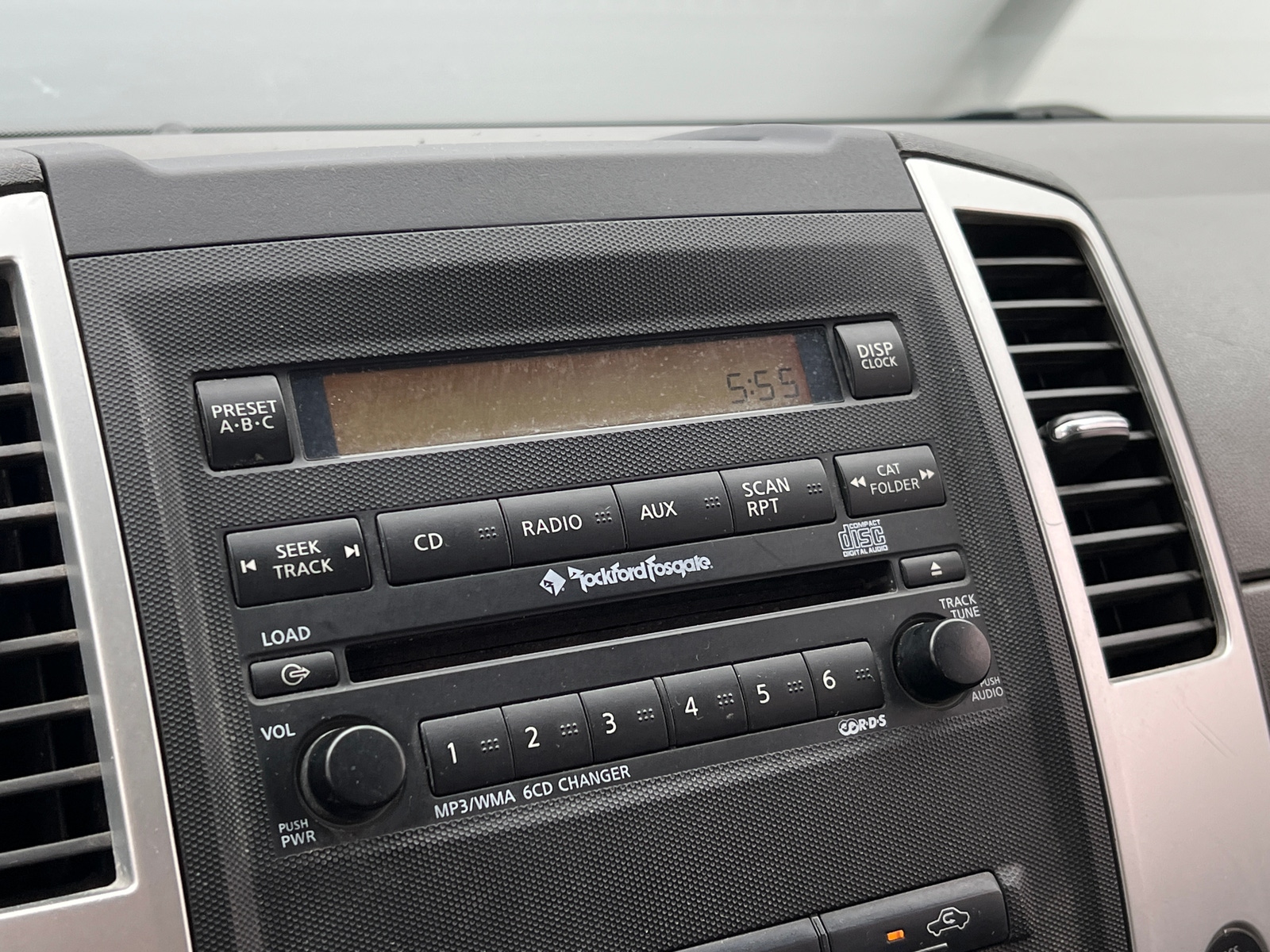 Thumbnail: 2011 Nissan Frontier - 4