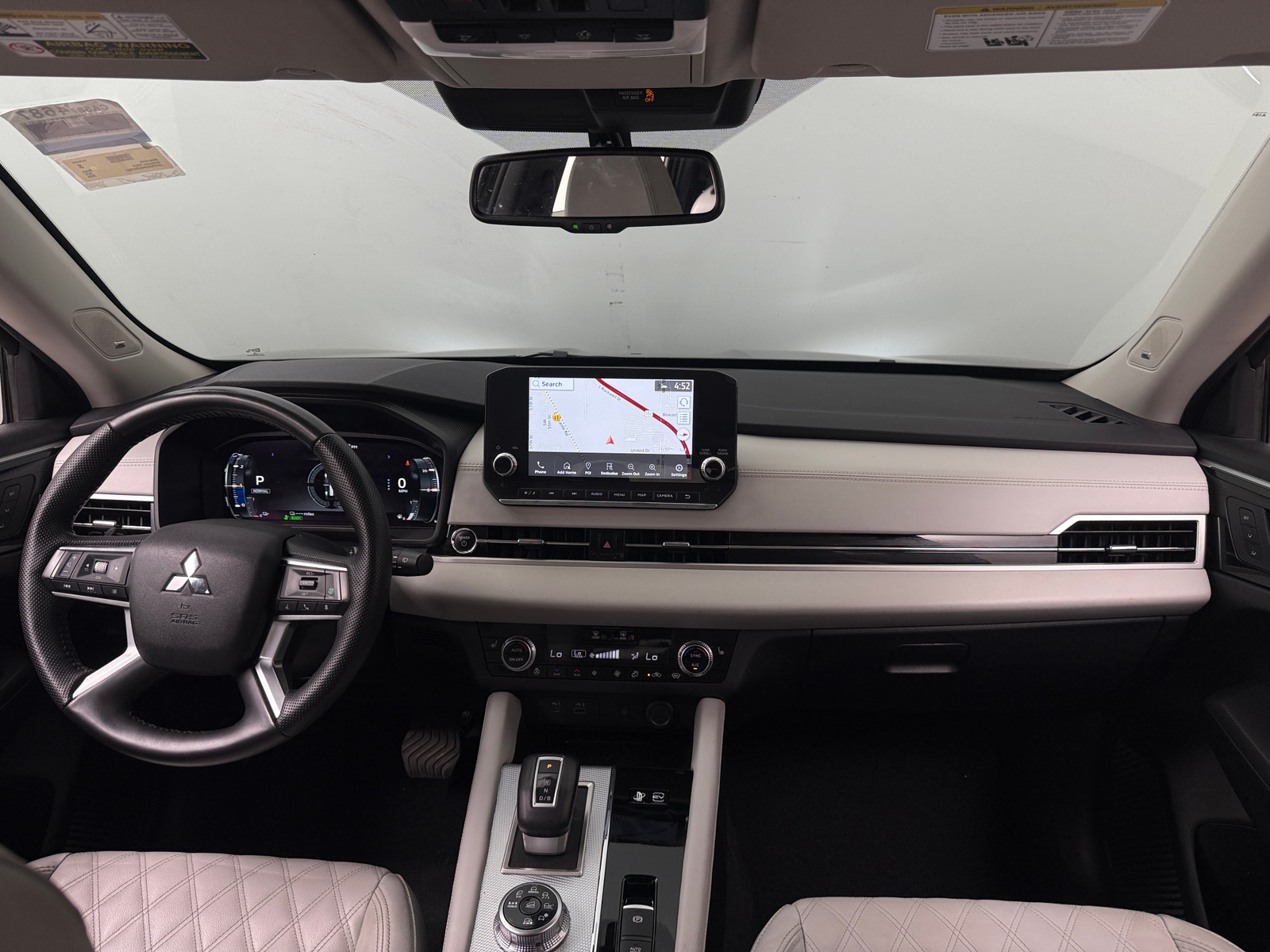 Thumbnail: 2025 Mitsubishi Outlander - 2