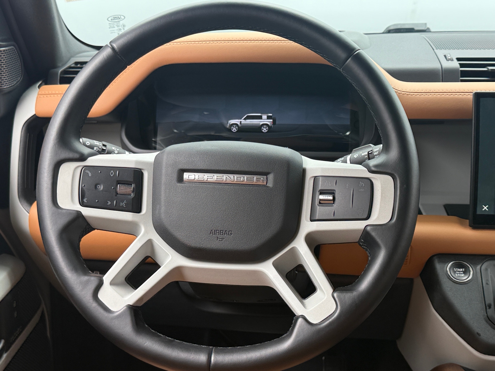 Thumbnail: 2024 Land Rover Defender - 4