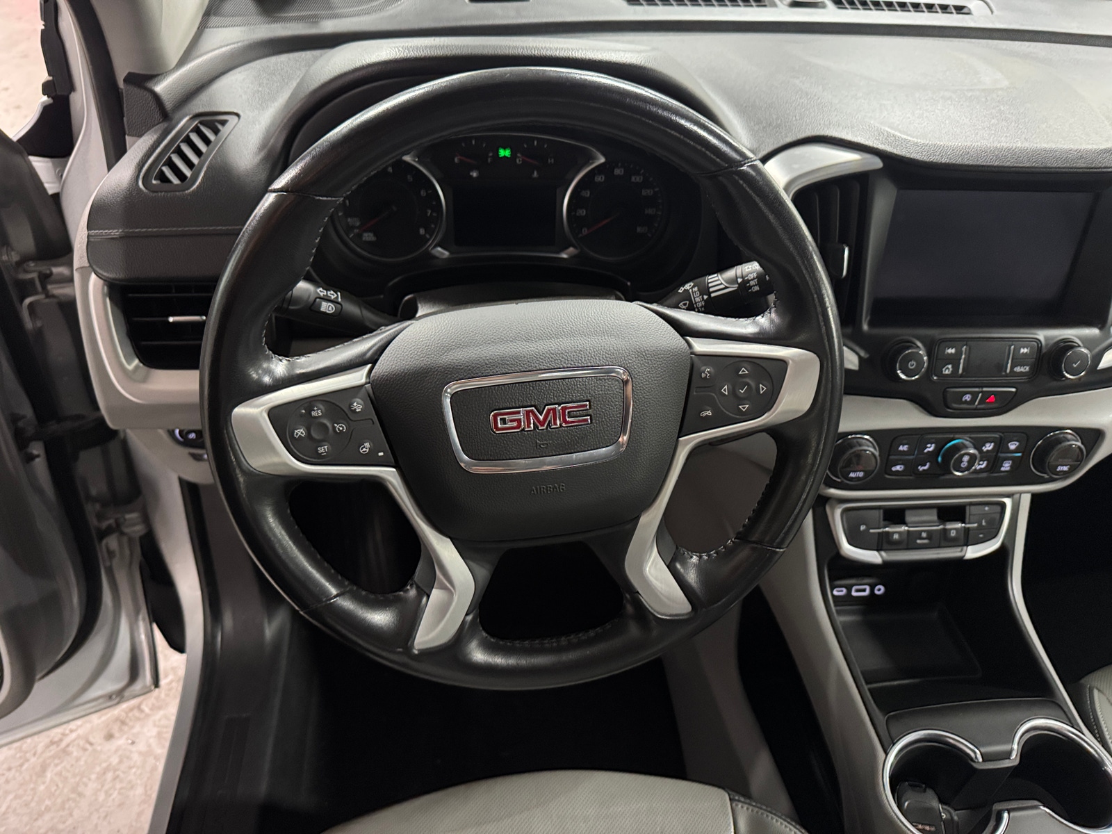 Thumbnail: 2022 GMC Terrain - 4