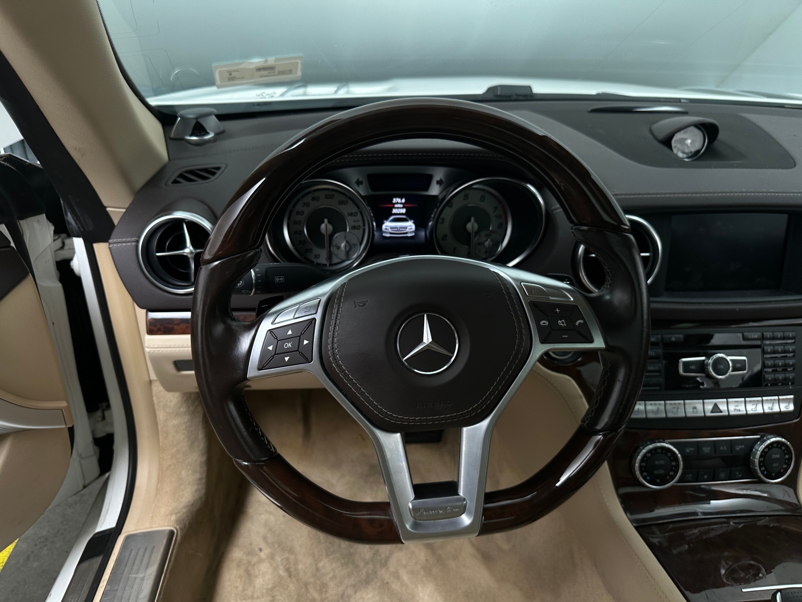 Thumbnail: 2015 Mercedes-Benz SL-Class - 4