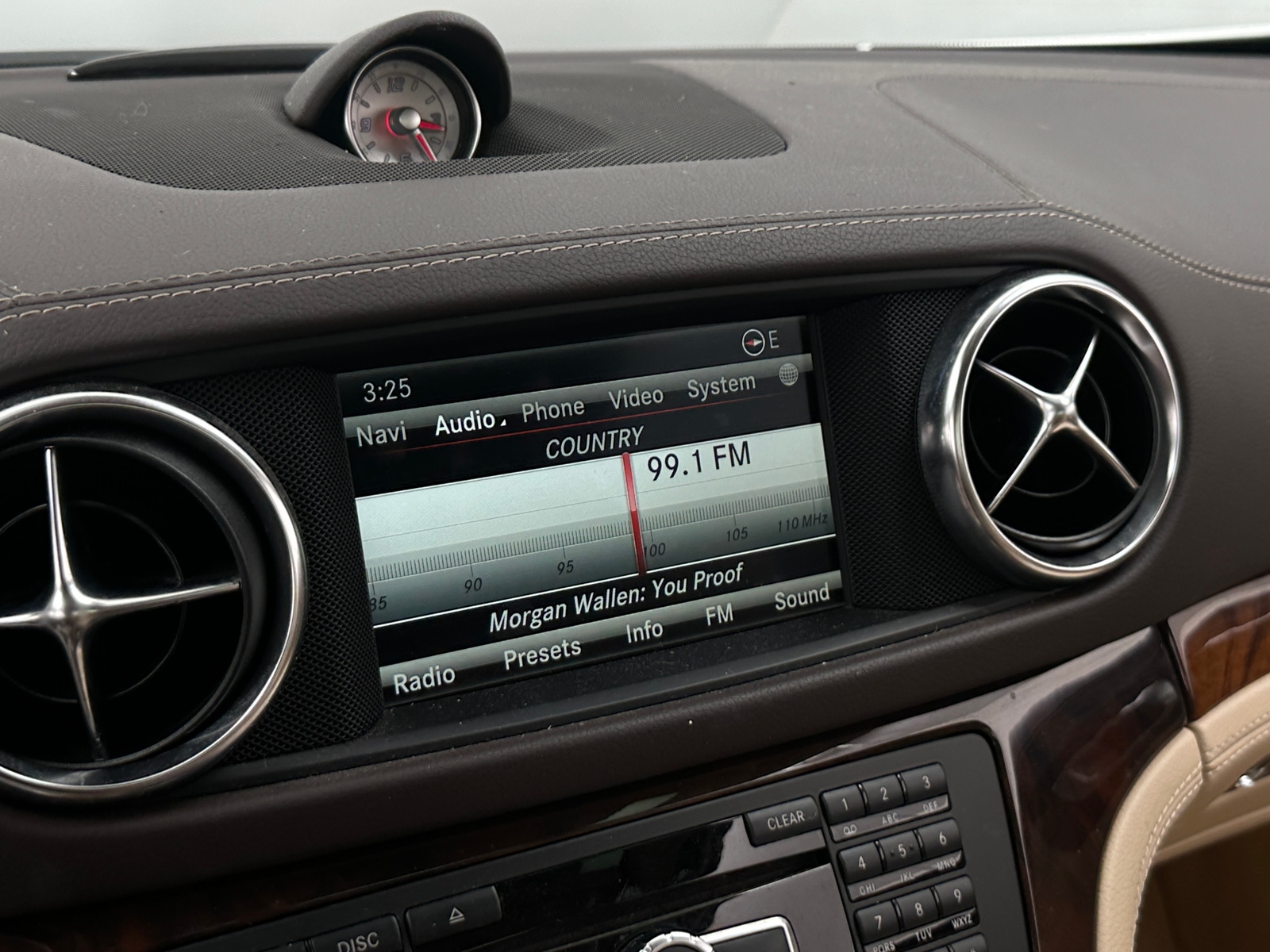 Thumbnail: 2015 Mercedes-Benz SL-Class - 3