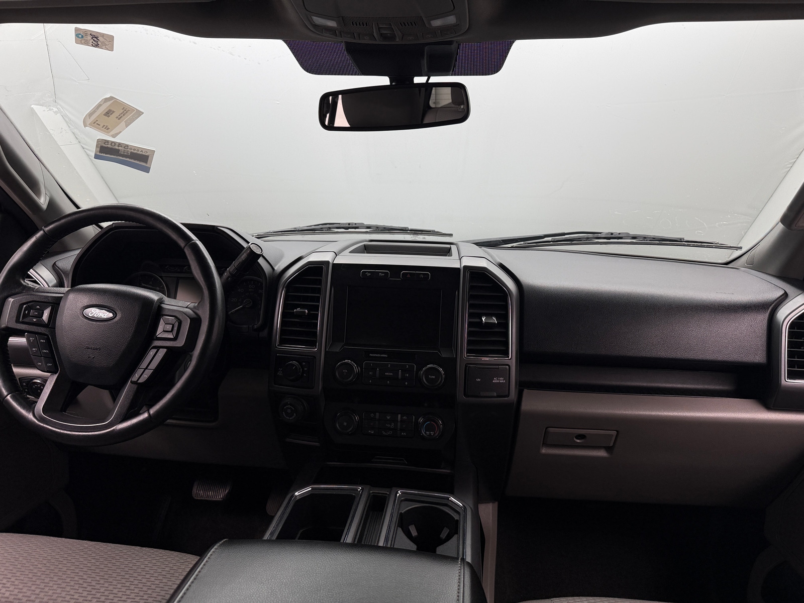 Thumbnail: 2020 Ford Econoline - 3