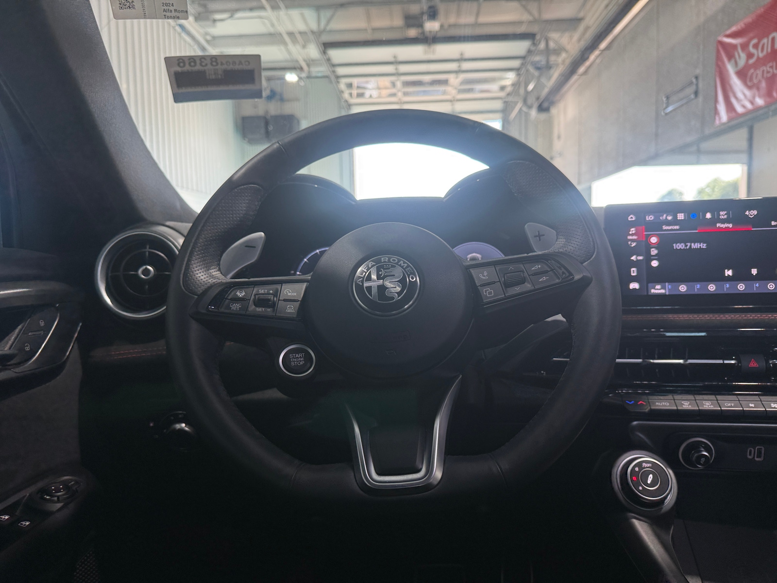 Thumbnail: 2024 Alfa Romeo Tonale - 4