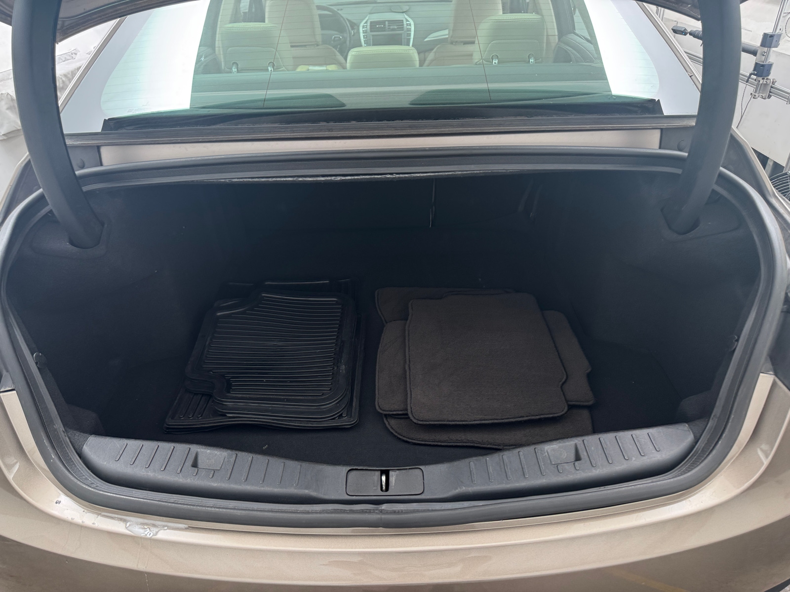 Thumbnail: 2020 Lincoln MKZ - 6