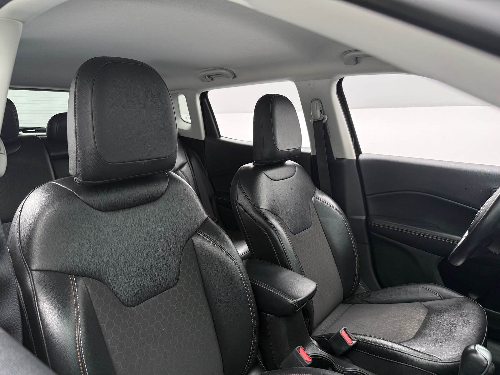 Thumbnail: 2020 Jeep Compass - 2