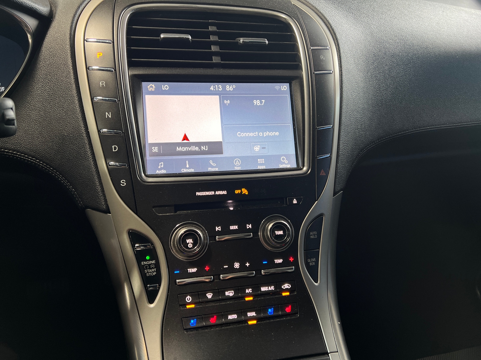 Thumbnail: 2019 Lincoln Nautilus - 3