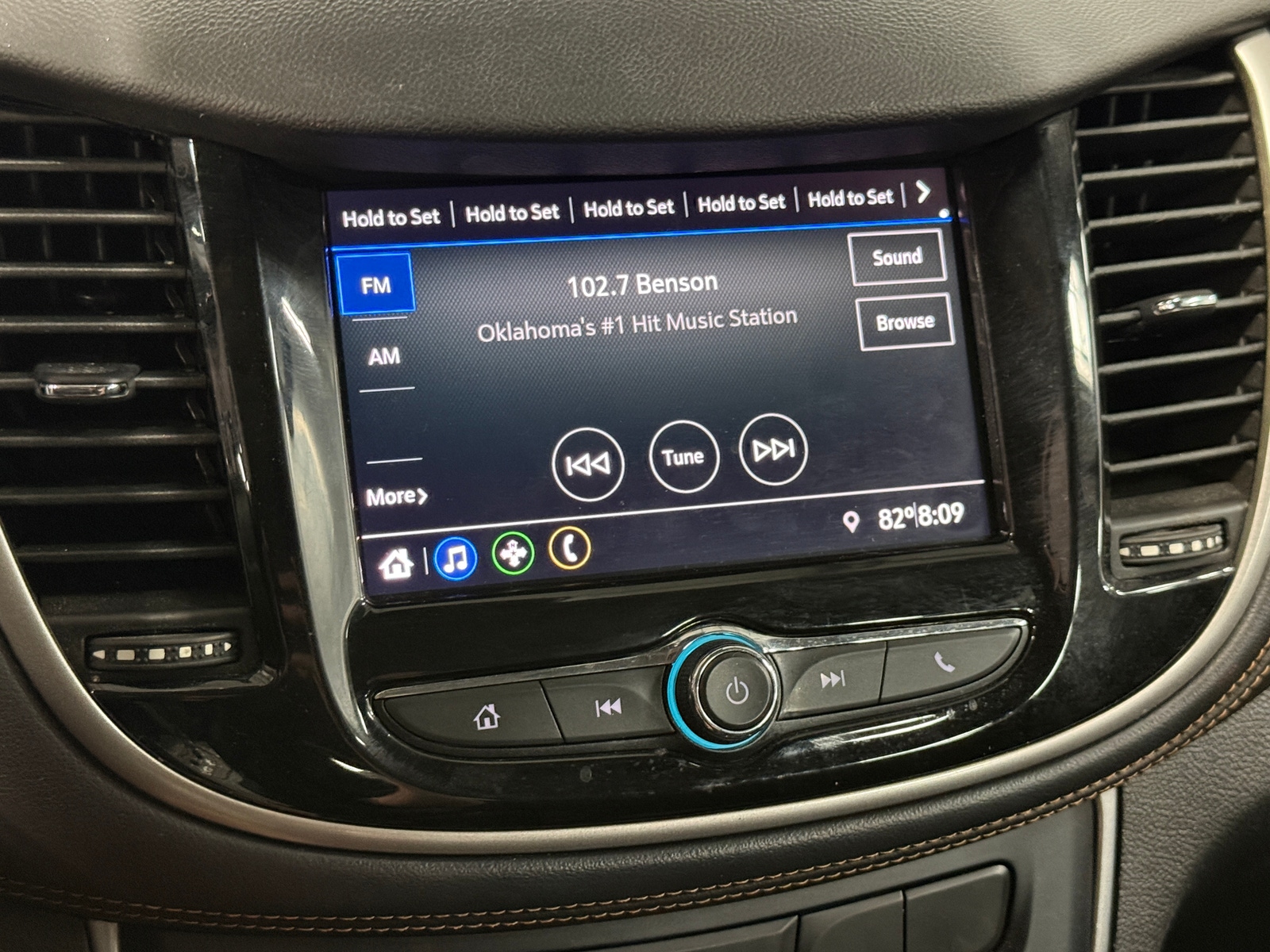 Thumbnail: 2020 Chevrolet Trax - 4