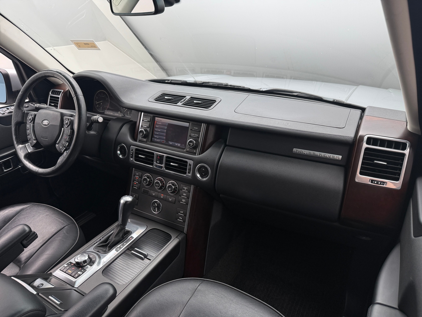 Thumbnail: 2012 Land Rover Range Rover - 2
