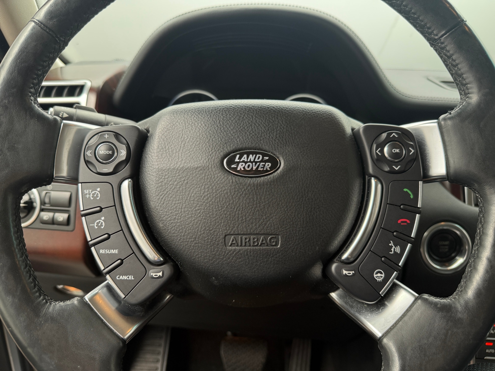 Thumbnail: 2012 Land Rover Range Rover - 4