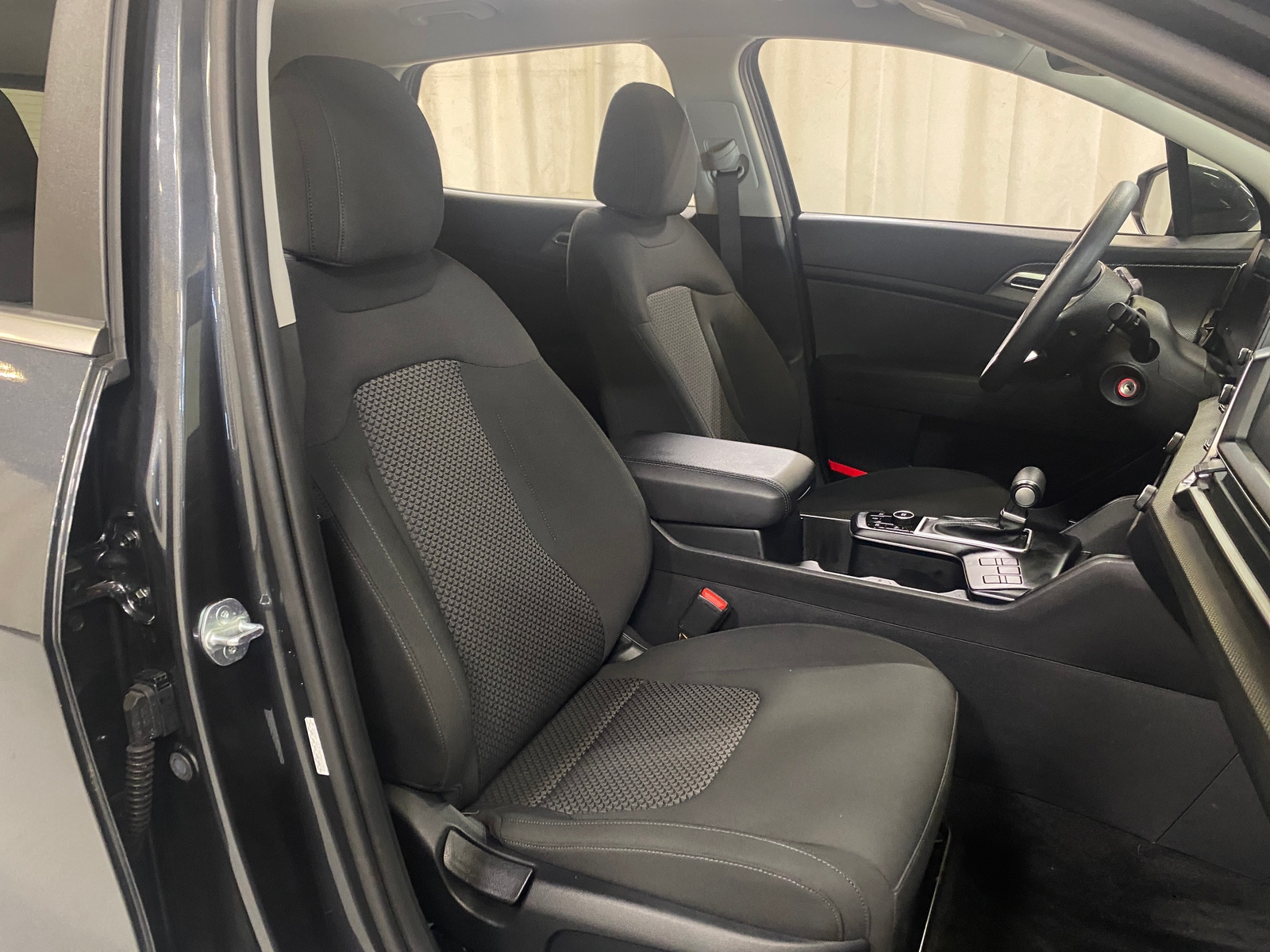 Thumbnail: 2023 Kia Sportage - 2