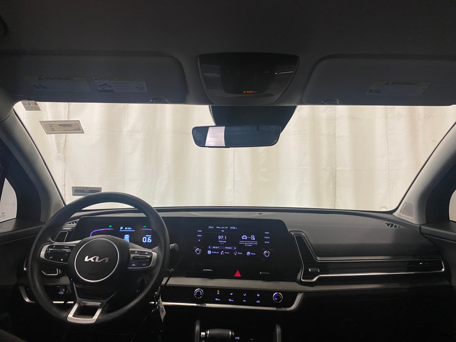 Thumbnail: 2023 Kia Sportage - 3