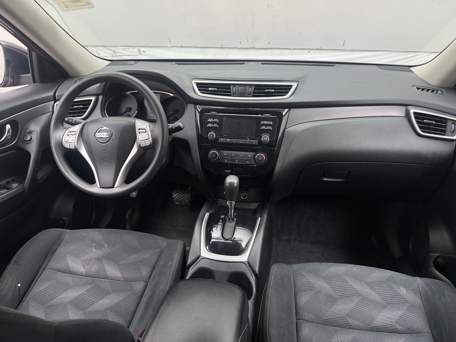 Thumbnail: 2016 Nissan Rogue - 3
