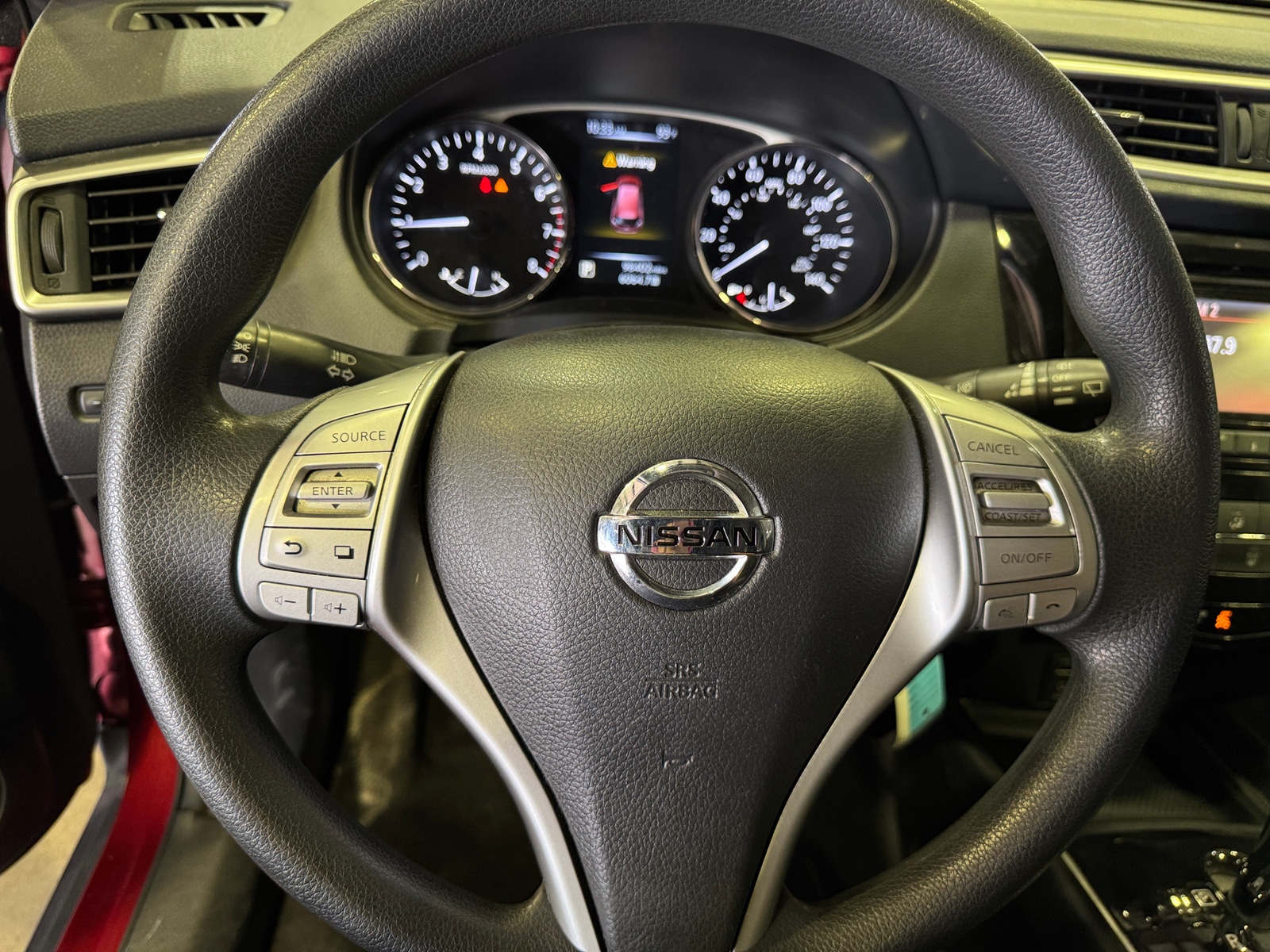 Thumbnail: 2016 Nissan Rogue - 5
