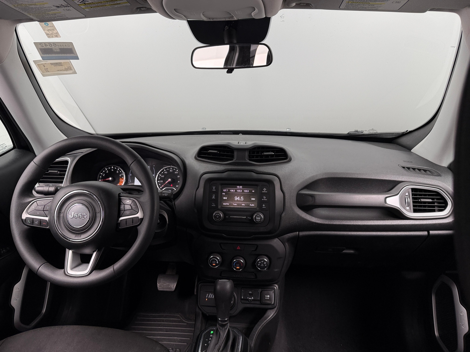 Thumbnail: 2018 Jeep Renegade - 3