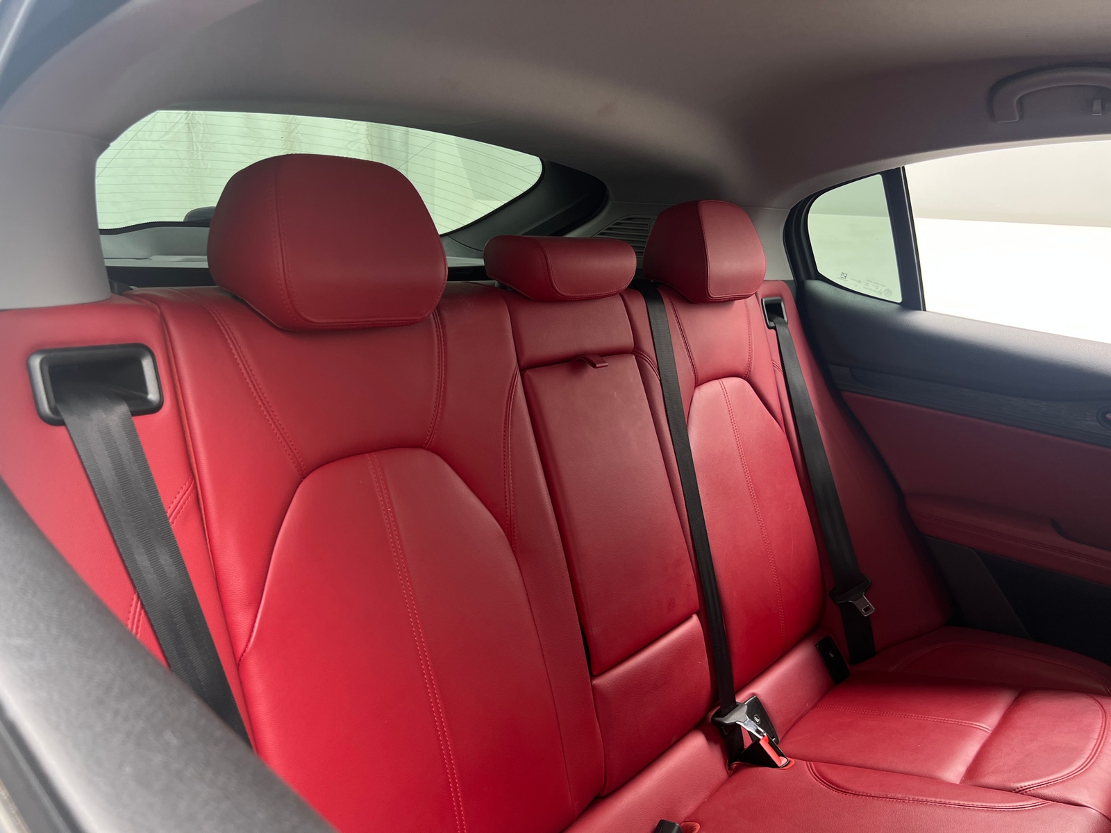 Thumbnail: 2020 Alfa Romeo Stelvio - 5