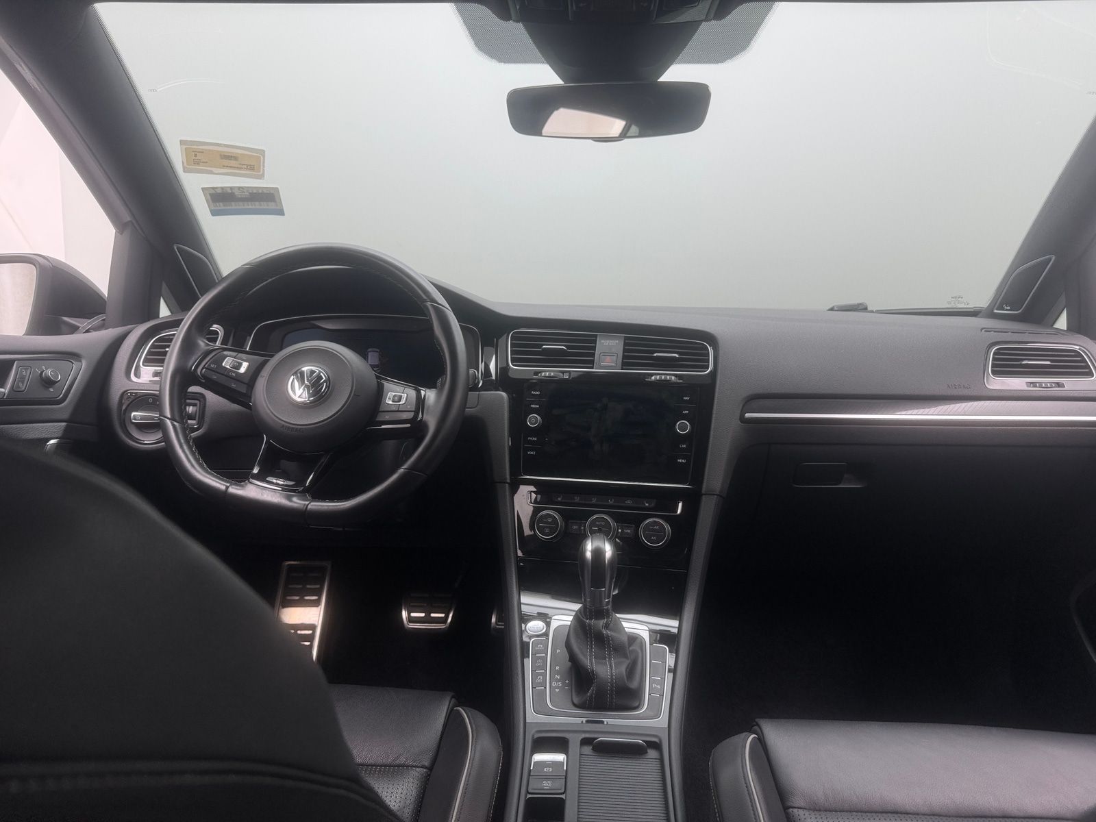 Thumbnail: 2018 Volkswagen Golf - 2