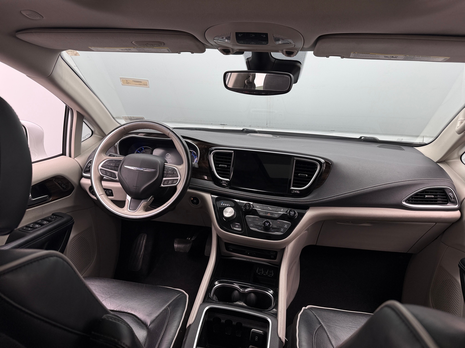 Thumbnail: 2021 Chrysler Pacifica - 2