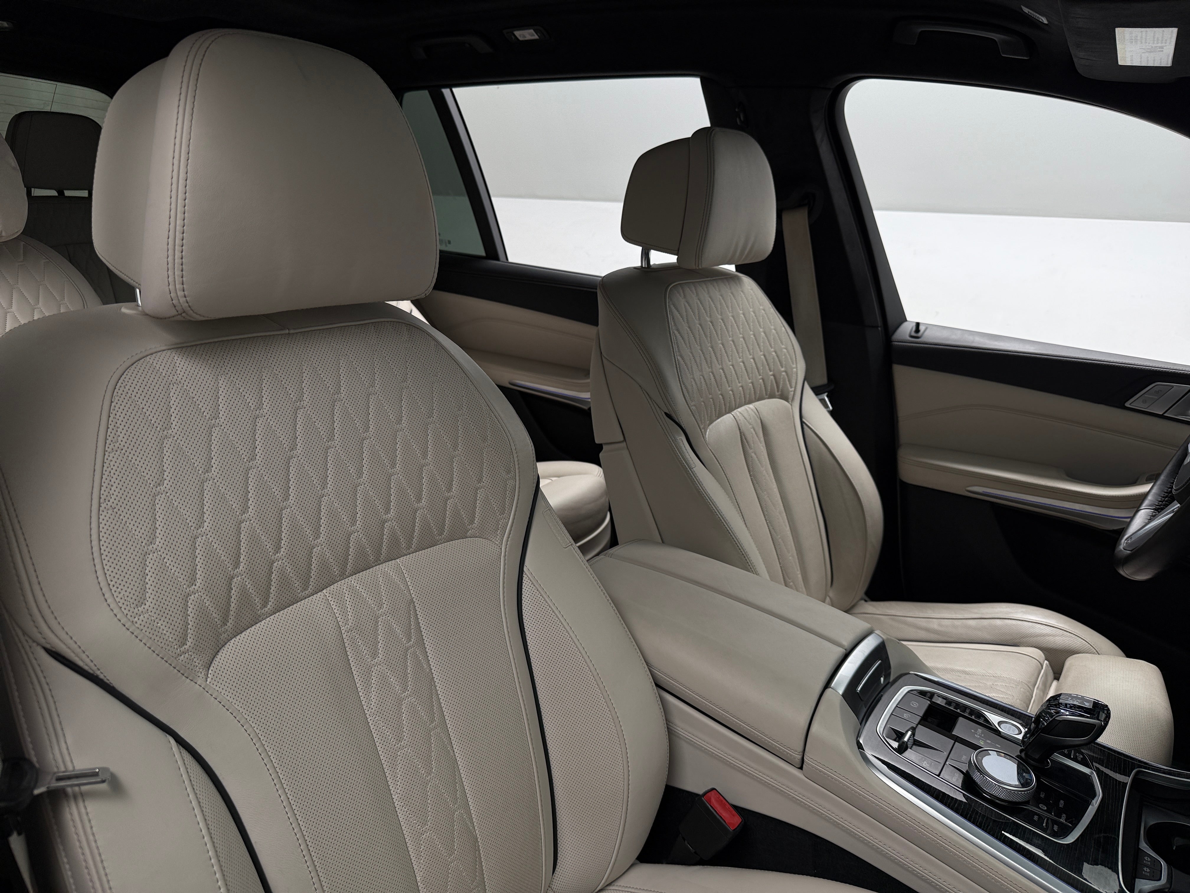 2020 BMW X7 40i