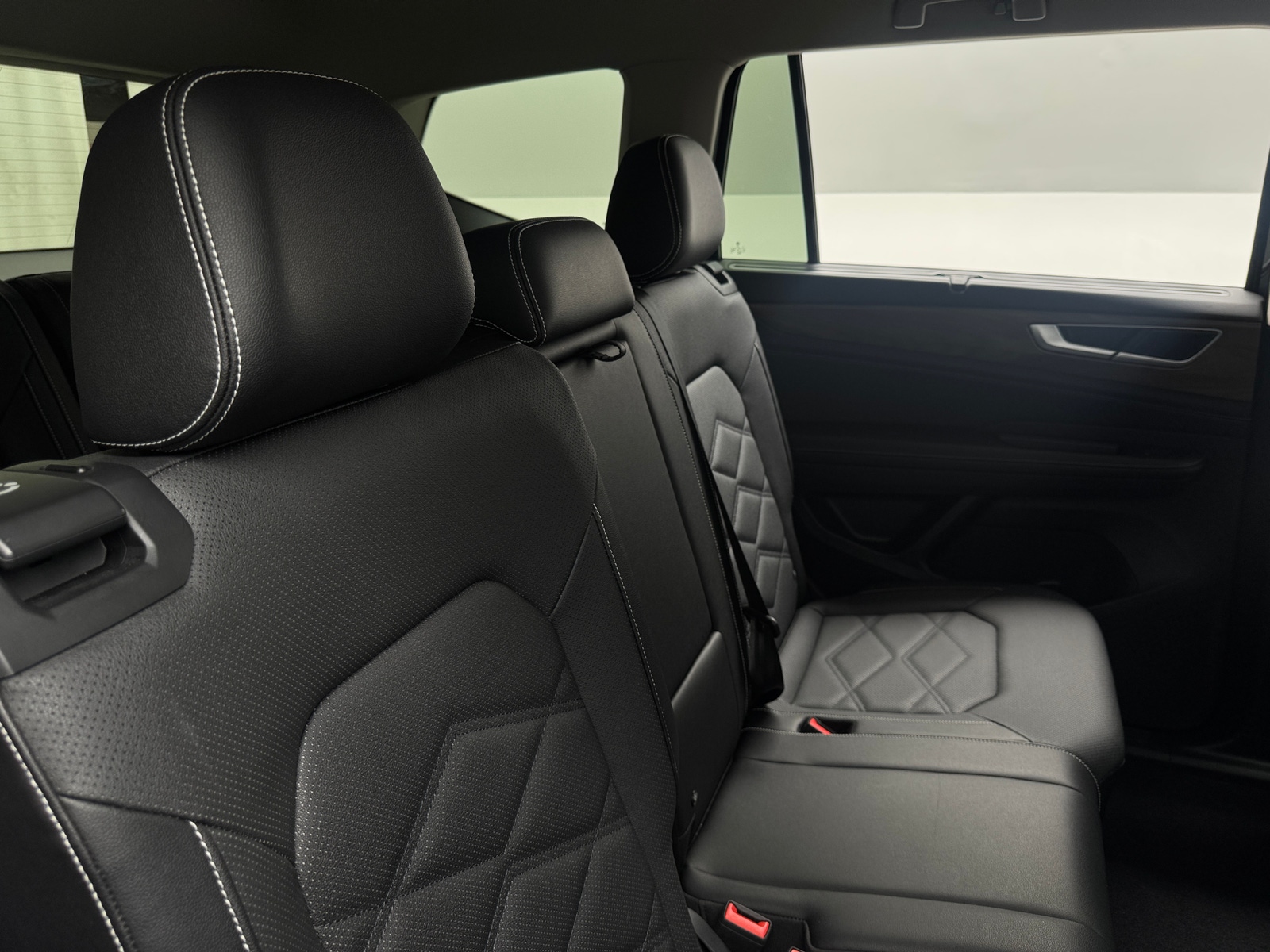 Thumbnail: 2026 Volkswagen Atlas - 5