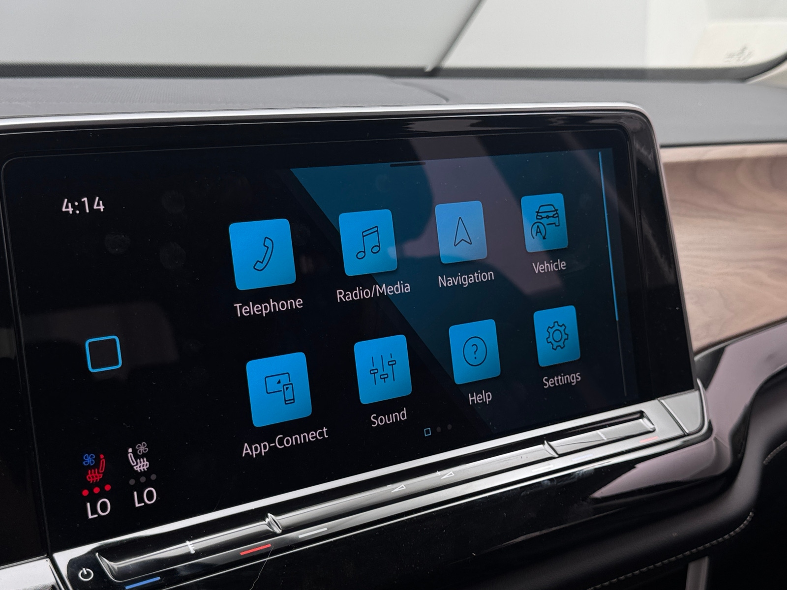 Thumbnail: 2026 Volkswagen Atlas - 3