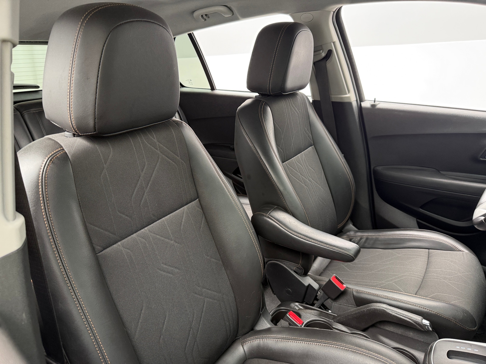 Thumbnail: 2017 Chevrolet Trax - 2