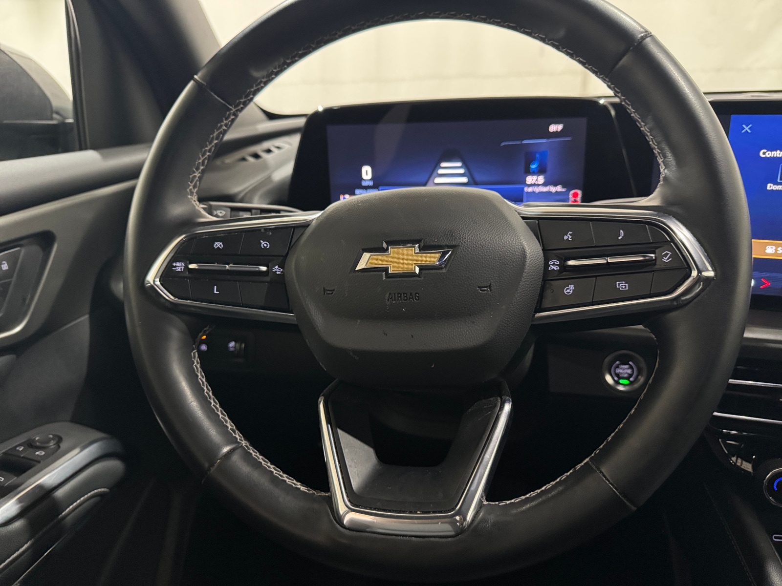 Thumbnail: 2025 Chevrolet Traverse - 5