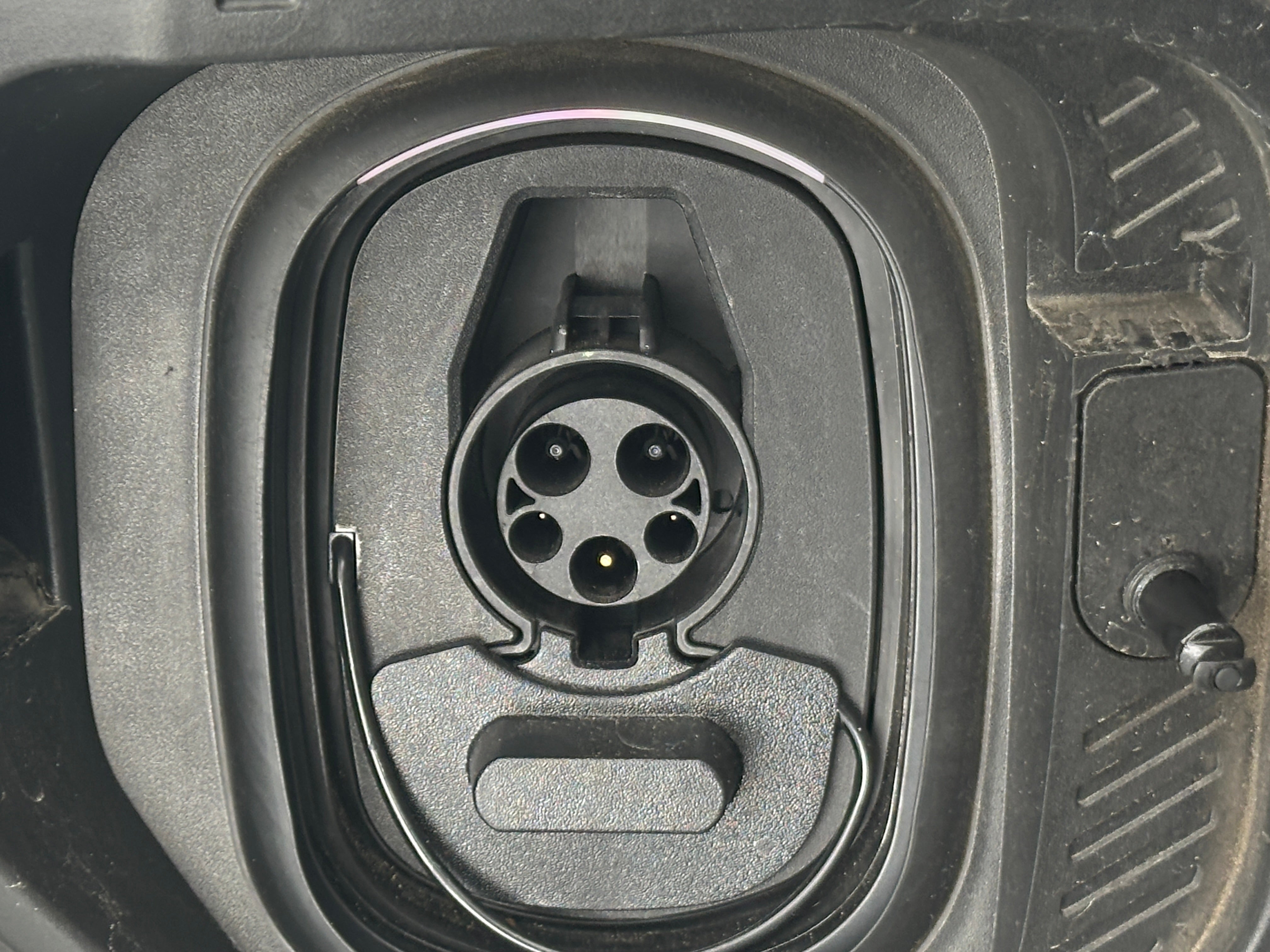 Used 2024 GMC HUMMER EV 3X with VIN 1GKB0RDC9RU100626 for sale in Auburn, WA