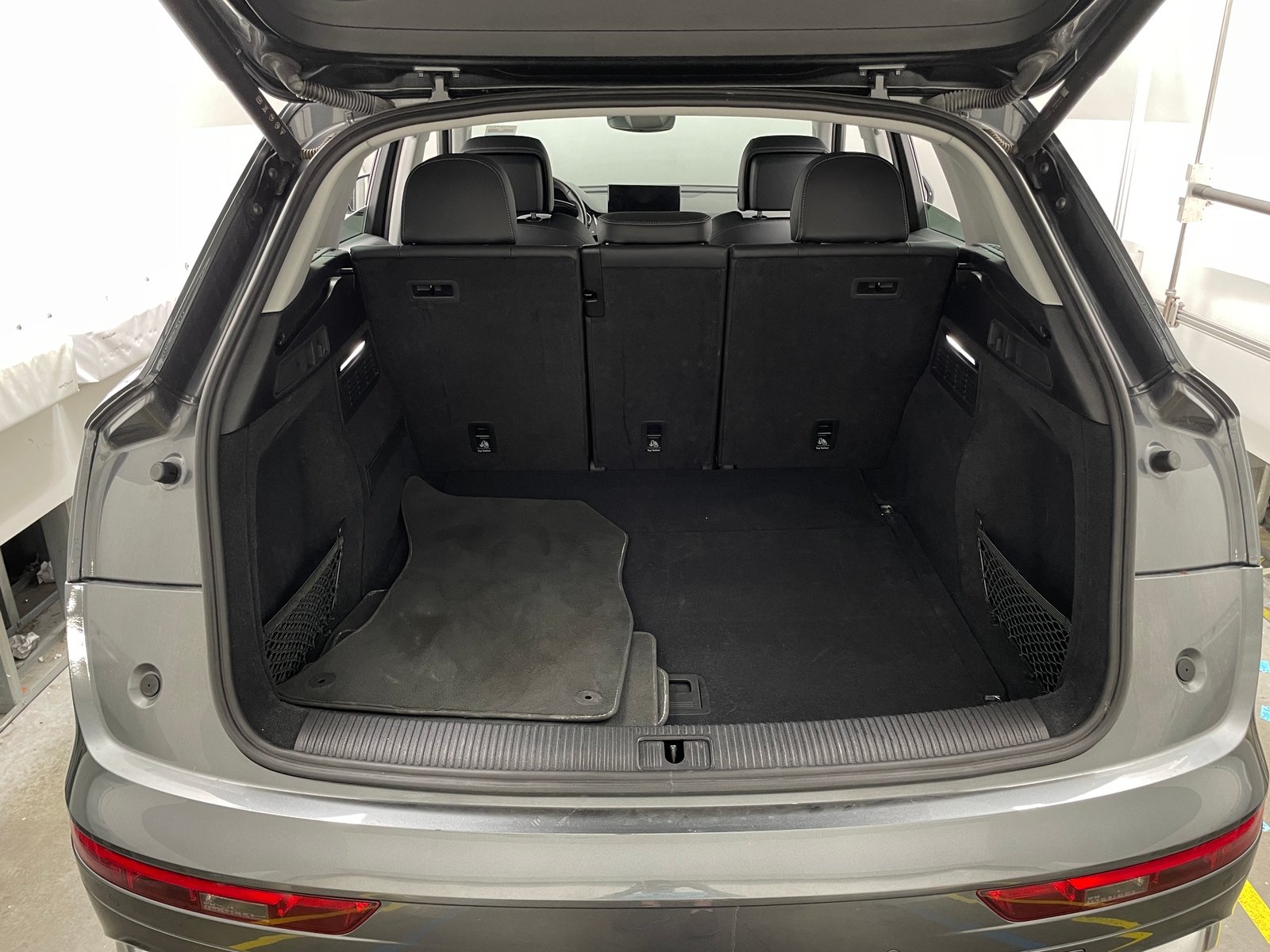 Thumbnail: 2024 Audi Q5 - 6