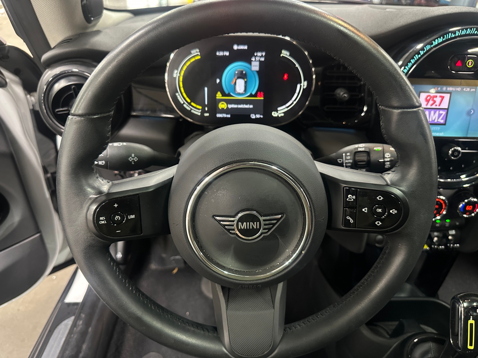 Thumbnail: 2023 MINI Cooper Hardtop - 4