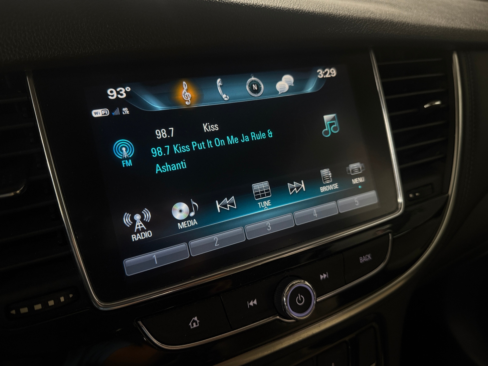 Thumbnail: 2019 Buick Encore - 3