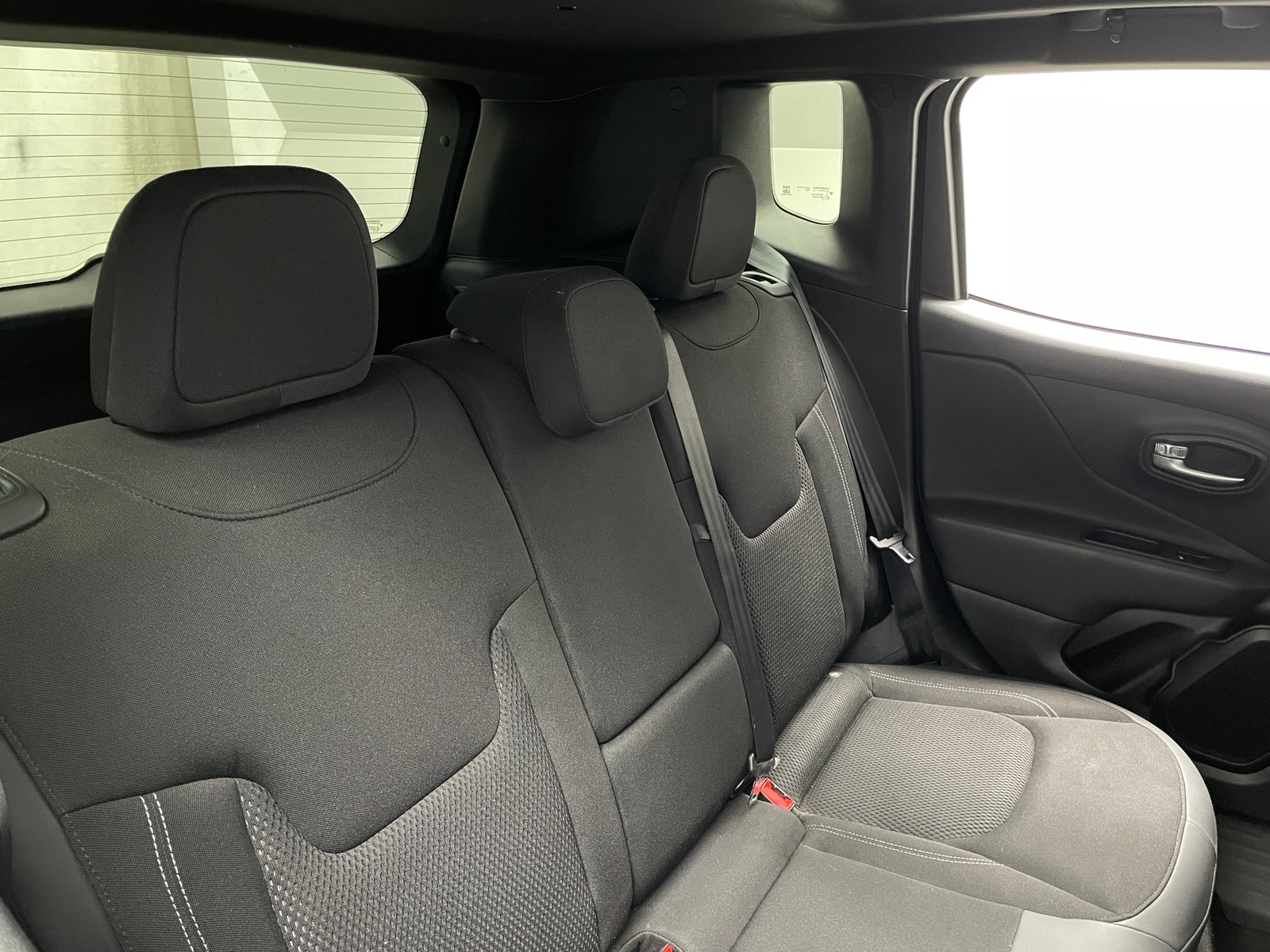 Thumbnail: 2022 Jeep Renegade - 6